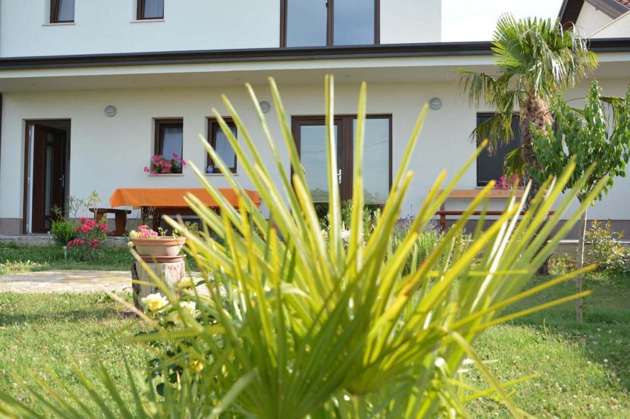 Vila Palma - App Palma & Room Figa Ankaran Exterior foto
